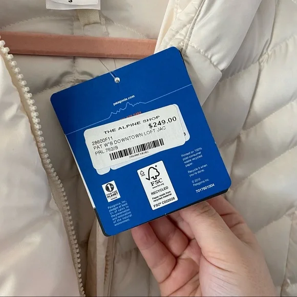 Patagonia Coat NWT Downtown Loft Quilted Jacket - Picture 4 of 6